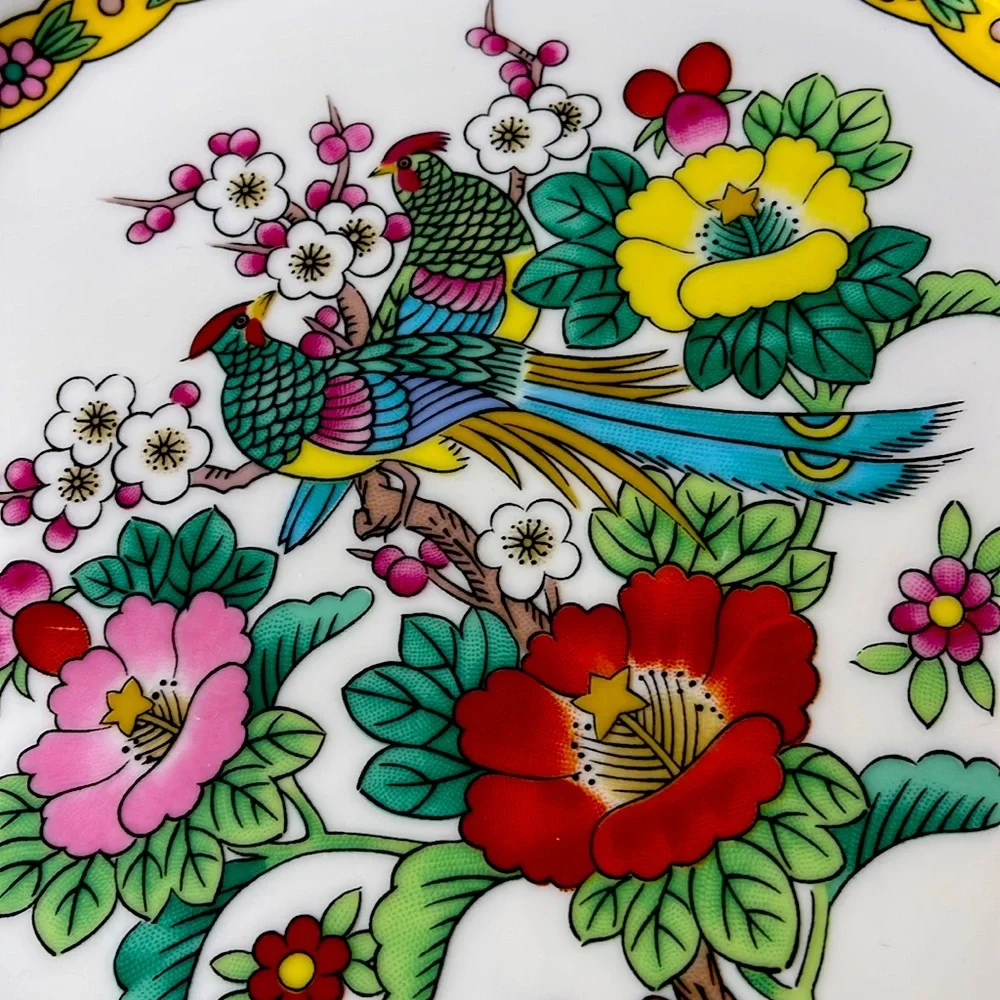 Mikasa Red and Green Ornate Dinnerware set of  2 -Bone China Kutani Bird